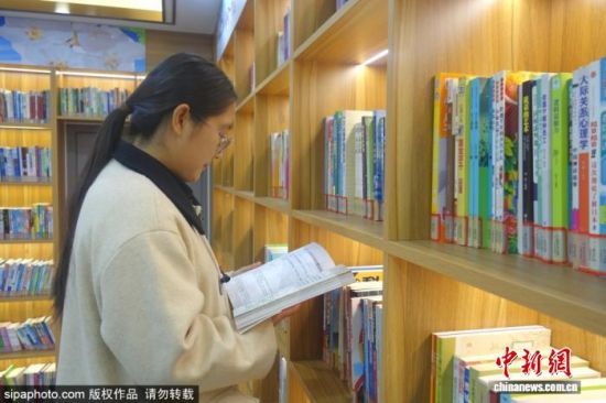 ɽ|ʡ(yng)ſh(yng)ֵԡ(sh)Ժģ조һһ(hu)һ^һ+Ԫɫg(sh)F(xin)Ļ(w)ġc(din)oȫwr(nng)ҕ(sh)˱ǰ(li)xD/Sipaphoto