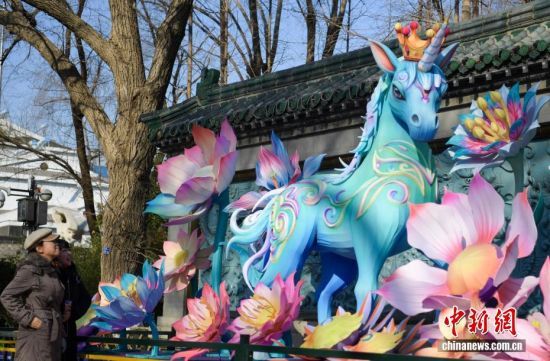 1��22����ɽ�|ʡ�����е�45�����µ�һȪӭ���������b�����������M�������ß����ԡ������ںӡ���ӳȪ�ǡ������}�����o�ǺӞ��S����(li��n)����ͻȪ������?zh��)�������������������D���ο��^�p���RԪ�ء�������