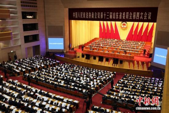 1��26����ɽ�|��(j��)�ϣ�ɽ�|ʡ���f(xi��)ʮ�����ĴΕ�(hu��)�h�_(k��i)Ļ����(hu��)��4�����