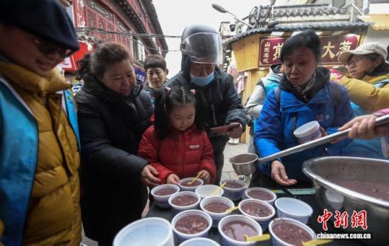 1��26�գ������M(f��i)�I(l��ng)ȡ�D��������(d��ng)�����Ї�(gu��)���y(t��ng)��(ji��)�ա��D�˹�(ji��)�����������s��ɽ�|ʡ��(j��)����ܽ�ؽ��P(gu��n)�ۏR���M(f��i)Ʒ�L�D������������ӛ�� ���� �z