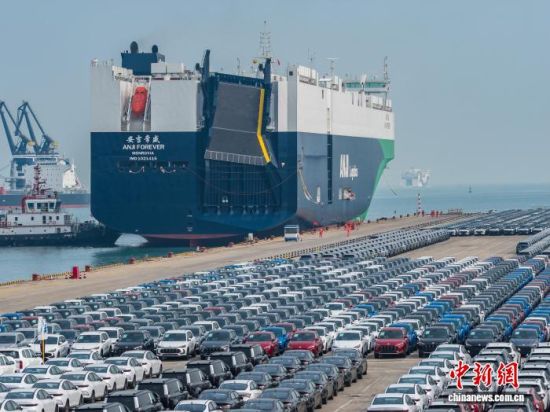 BՁ(li)ɽ|ۿڟ_(ti)һƬæ܇RУbȴ_(ti)Ї(gu)Ʒ܇м~Ŀǰ_(ki)5l(gu)(ni)11l(gu)H(sh)F(xin)ȫҪƷ܇a^ȫ(lin)ͨ(o(w)˙C(j)Ƭ) z