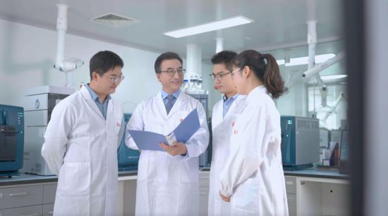 �����������I(l��ng)�F(tu��n)�(du��)����13�(xi��ng)�����t(y��)ˎ�������ӡ��y�}