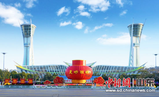 ����� �z 